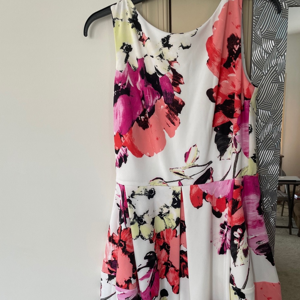 Size:10, Multicolored Midi Dress never worn